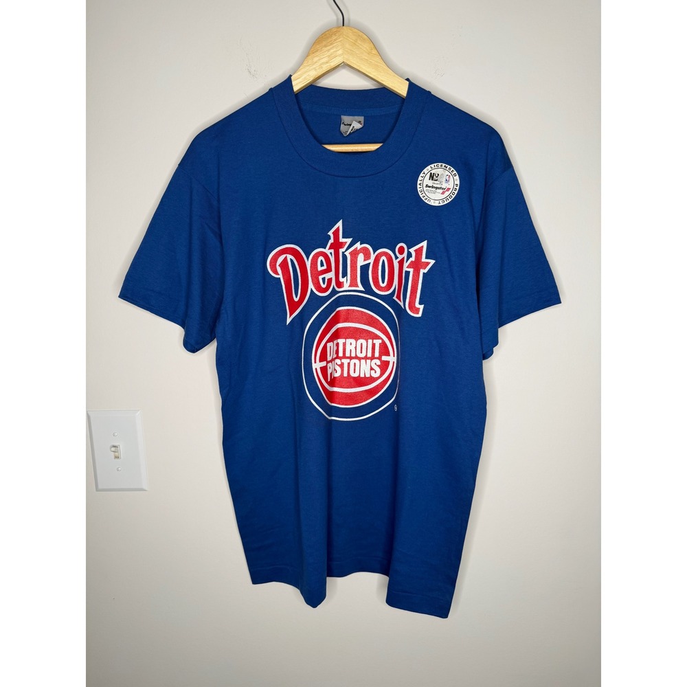 Vintage 80s Detroit Pistons NBA T-Shirt Swingster Blue Graphic Mens Large USA